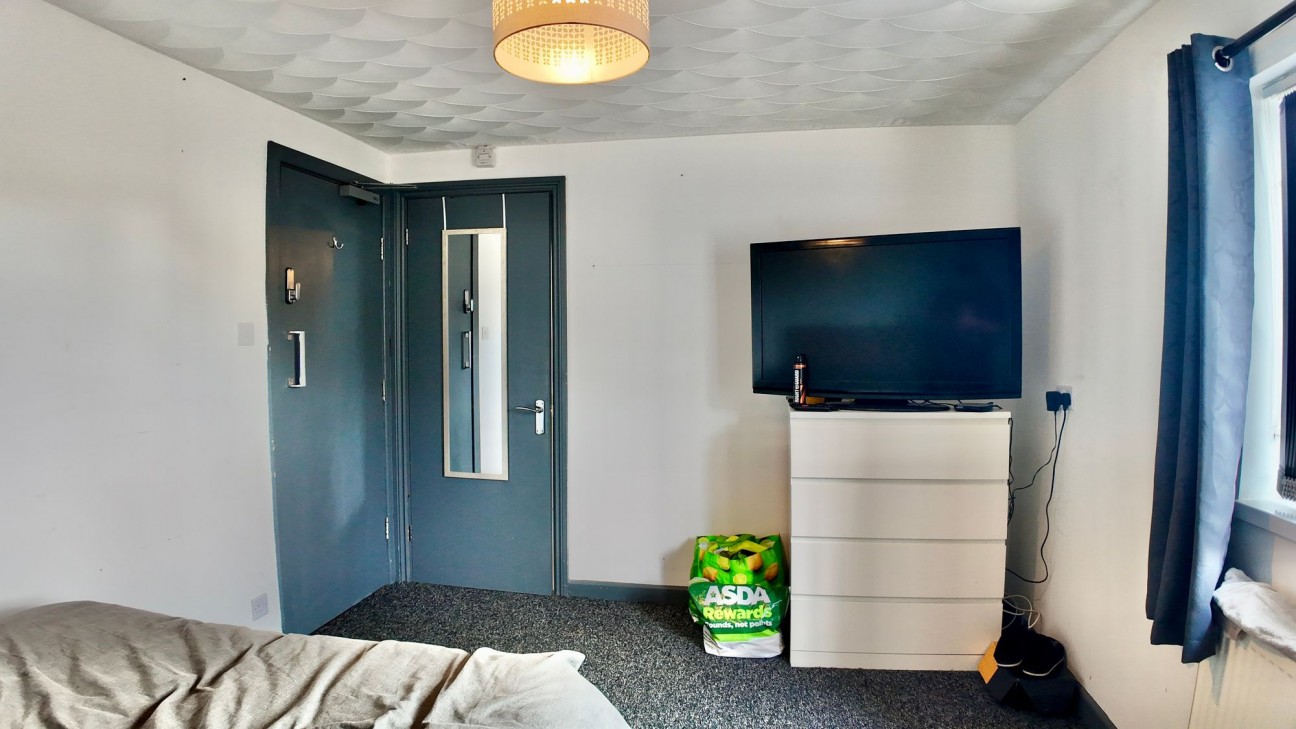 High Street, Blackwood, NP12