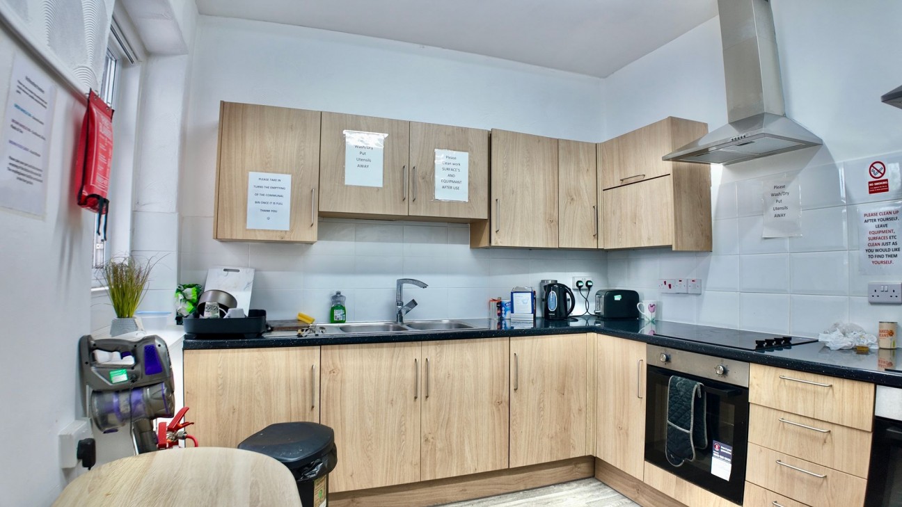 High Street, Blackwood, NP12