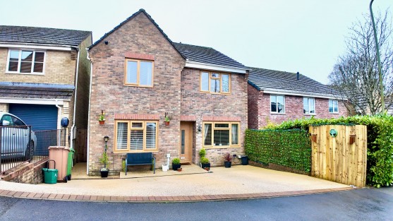 Llys Cyncoed, Oakdale, NP12