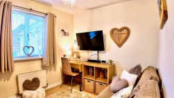 Llys Cyncoed, Oakdale, NP12