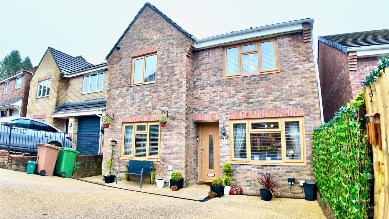 Llys Cyncoed, Oakdale, NP12