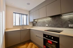 Heol-Y-Bedw Hirion, Markham, NP12