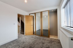 Heol-Y-Bedw Hirion, Markham, NP12