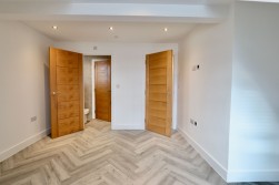 Heol-Y-Bedw Hirion, Markham, NP12