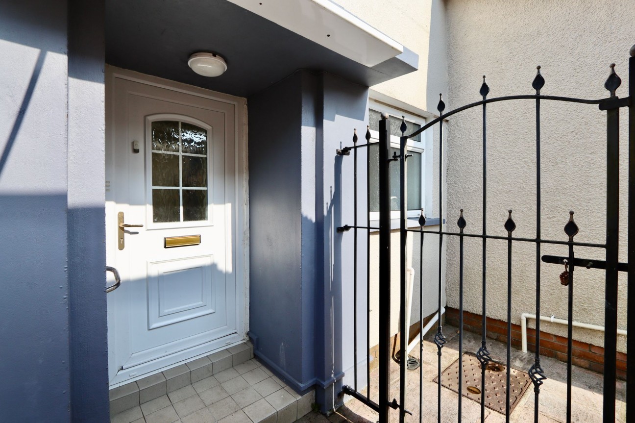 Highfield Crescent, Pontllanfraith, NP12