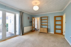 Highfield Crescent, Pontllanfraith, NP12