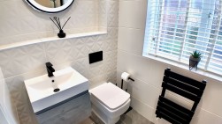 Field Close, Pontllanfraith, NP12