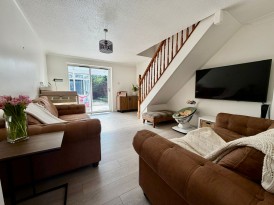 Castell Llwyd, Ystrad Mynach, CF82