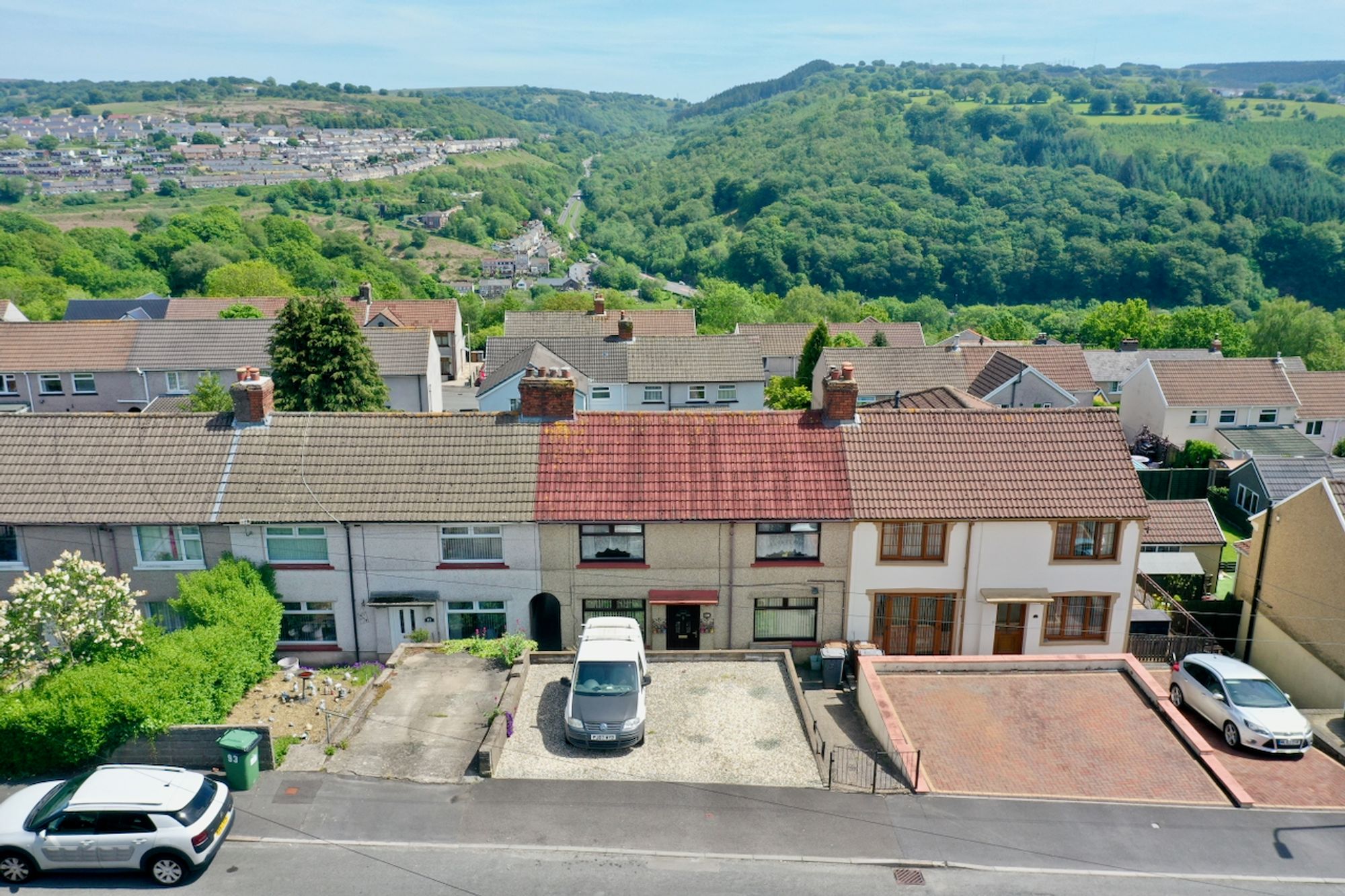 Fflorens Road, Newbridge, NP11