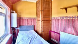 Fflorens Road, Newbridge, NP11