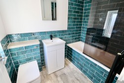 Fflorens Road, Newbridge, NP11