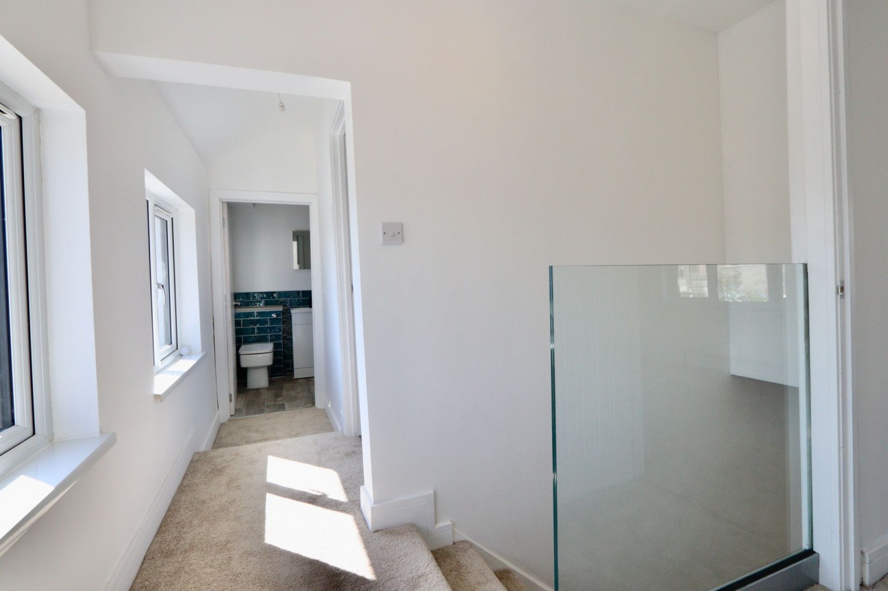 Fflorens Road, Newbridge, NP11