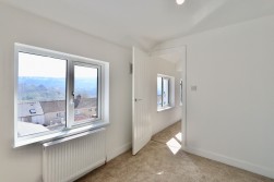 Fflorens Road, Newbridge, NP11