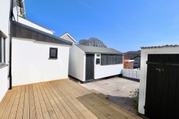 Fflorens Road, Newbridge, NP11