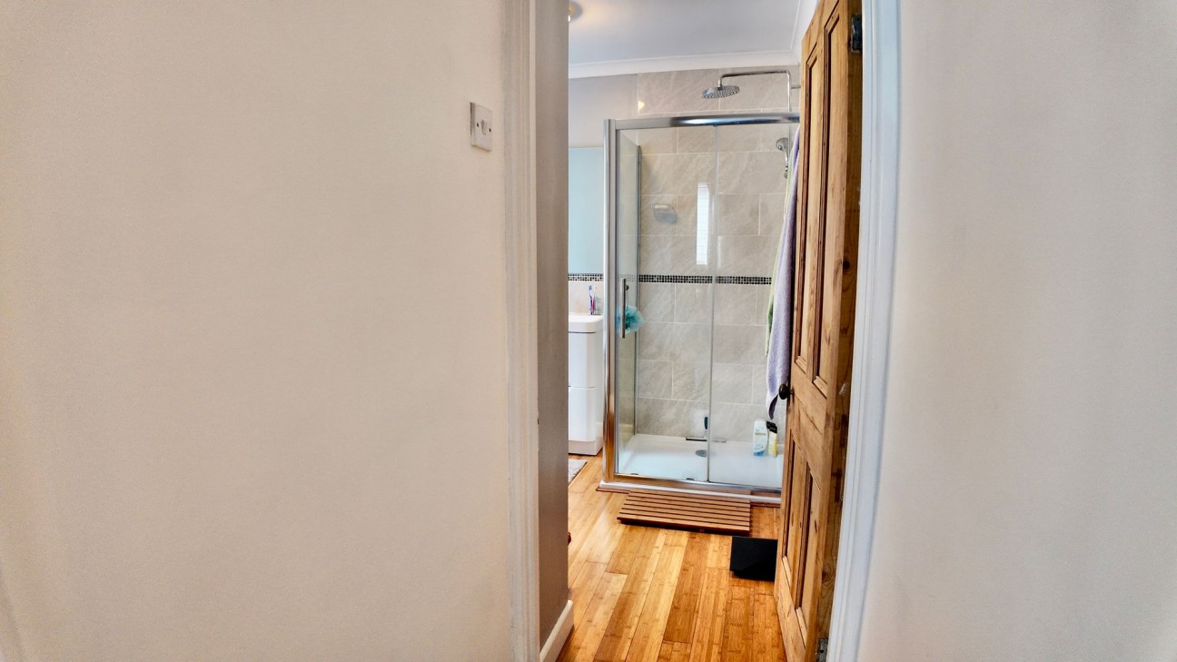 Manor Way, Abersychan, NP4