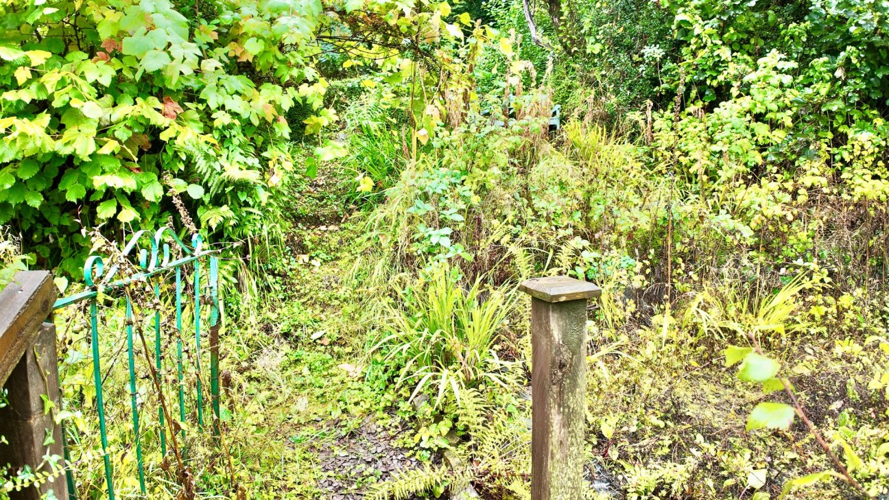 Manor Way, Abersychan, NP4