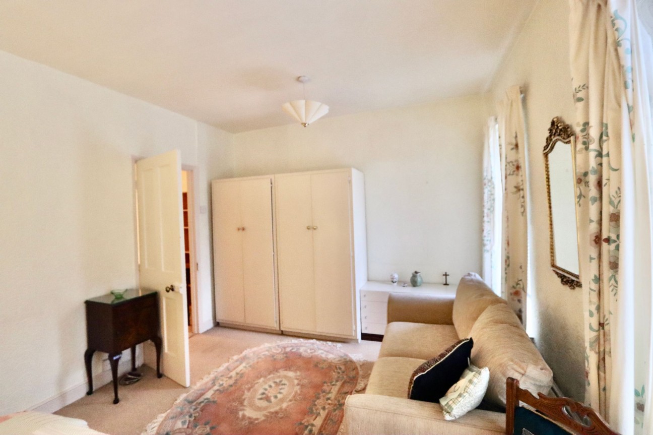 Commercial Street, Pengam, NP12