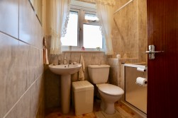 Forest Hill, Pontllanfraith, NP12