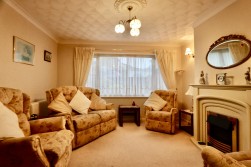Forest Hill, Pontllanfraith, NP12