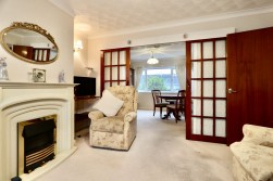 Forest Hill, Pontllanfraith, NP12