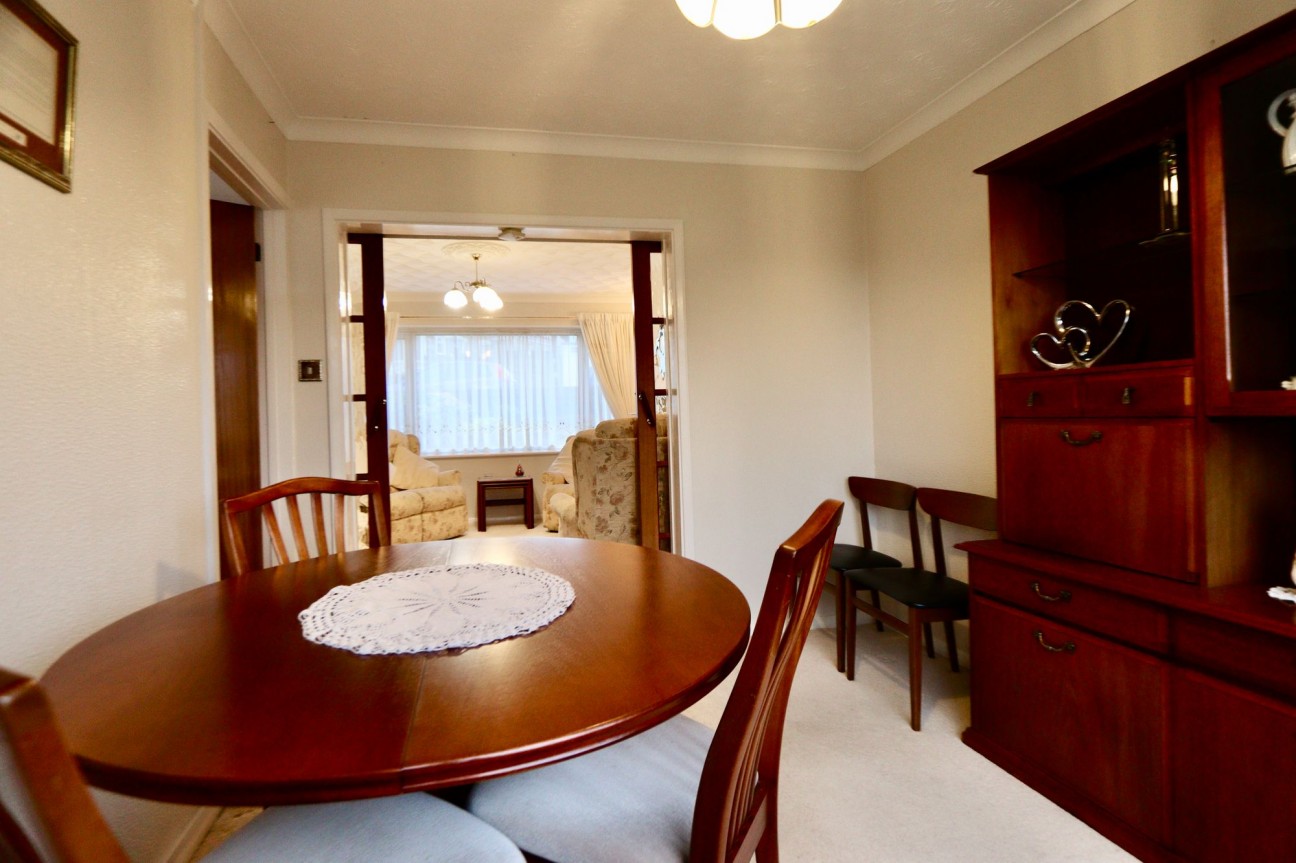Forest Hill, Pontllanfraith, NP12