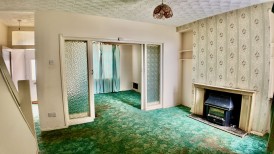 Plas Terrace, Fleur De Lis, NP12