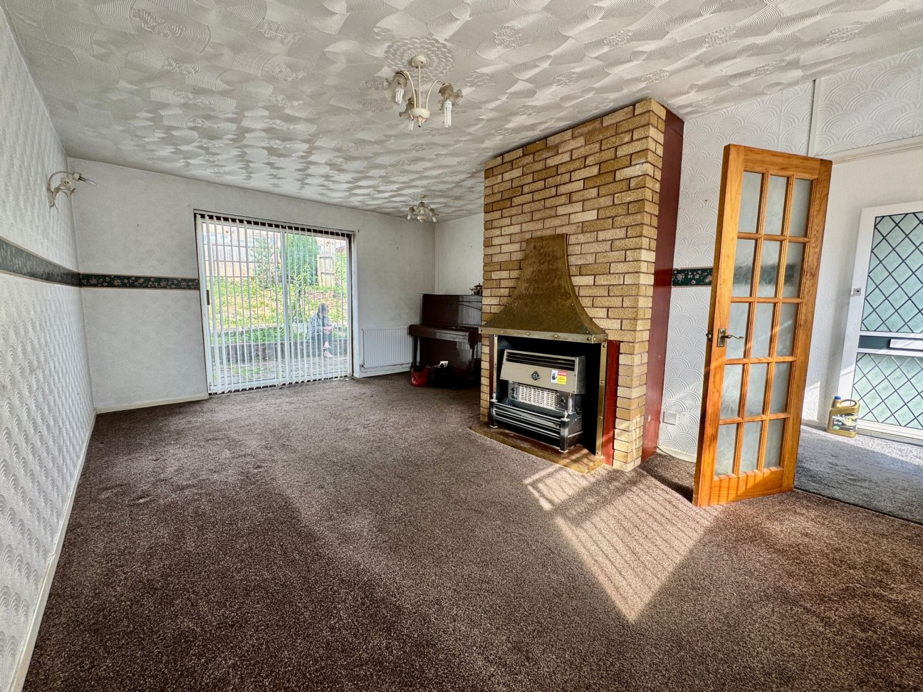 Aster Close, Risca, NP11