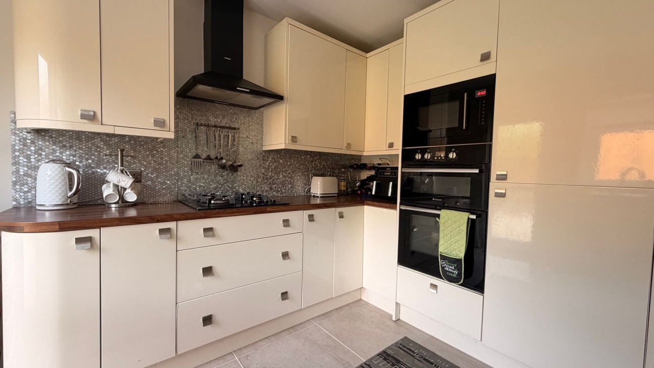 St. Annes Road, Bonnie View, NP12