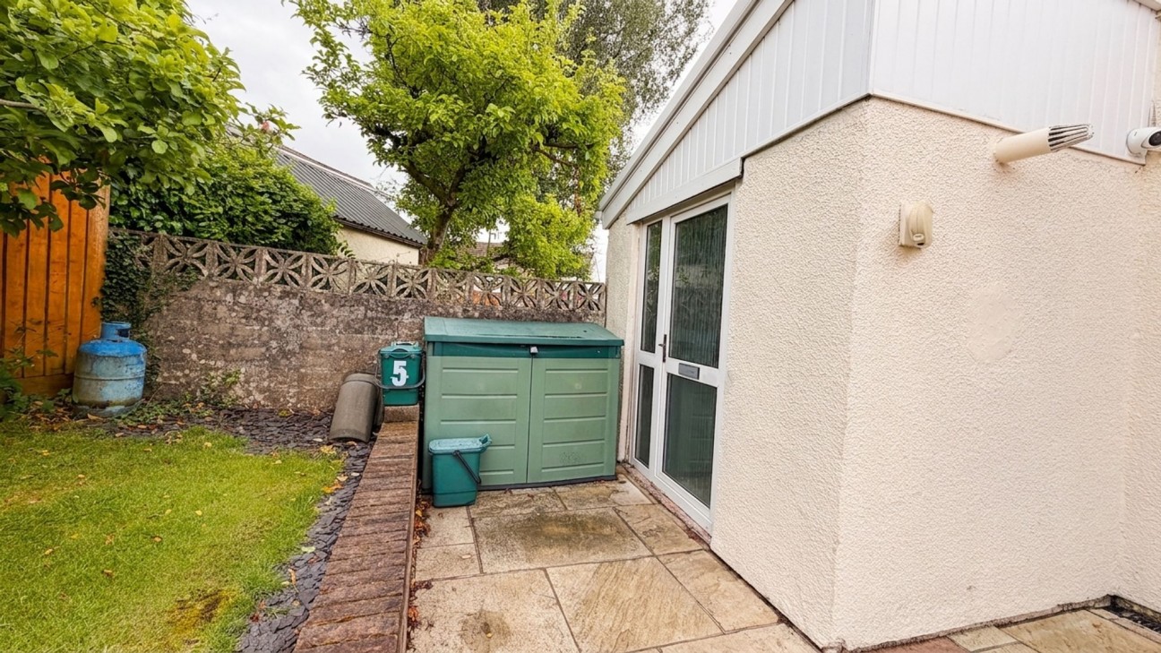 St. Annes Road, Bonnie View, NP12