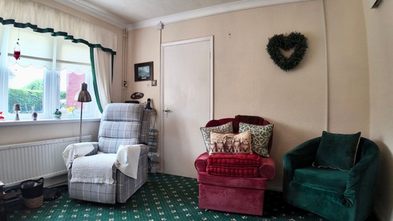 Highmead, Pontllanfraith, NP12