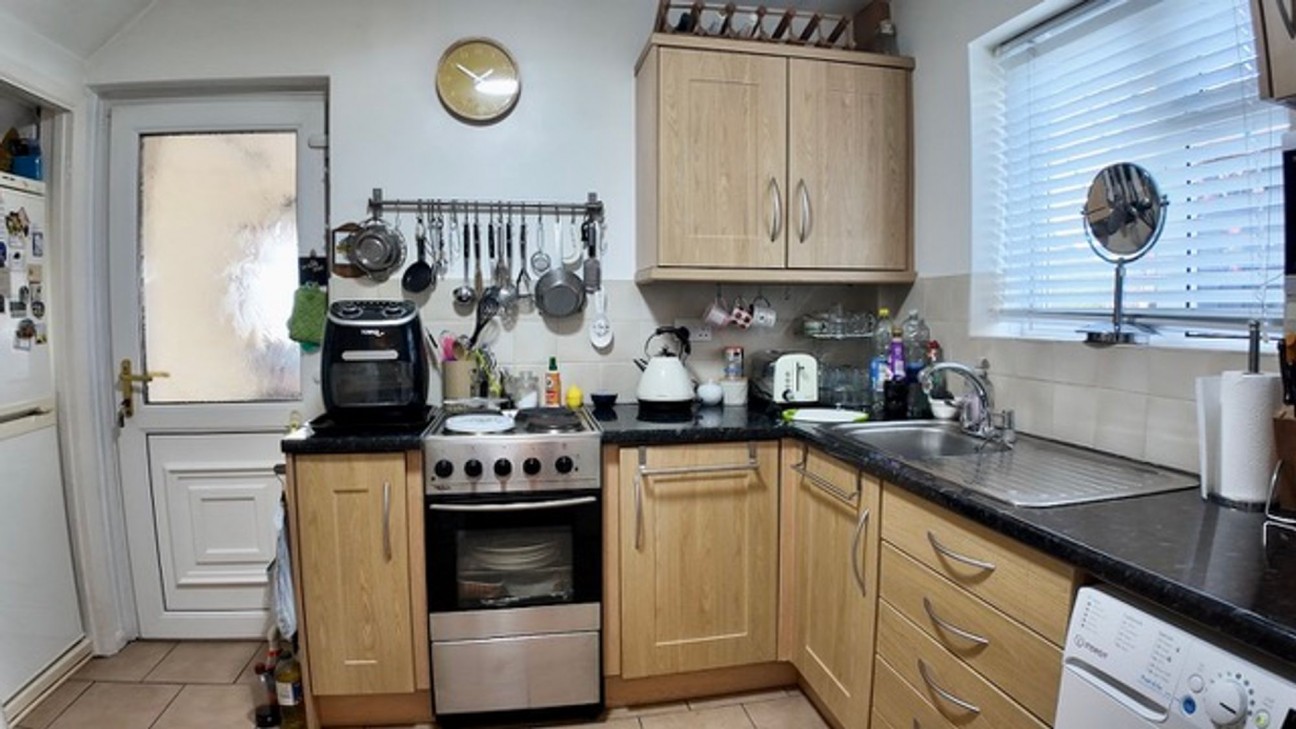 Highmead, Pontllanfraith, NP12