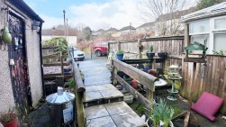 Highmead, Pontllanfraith, NP12