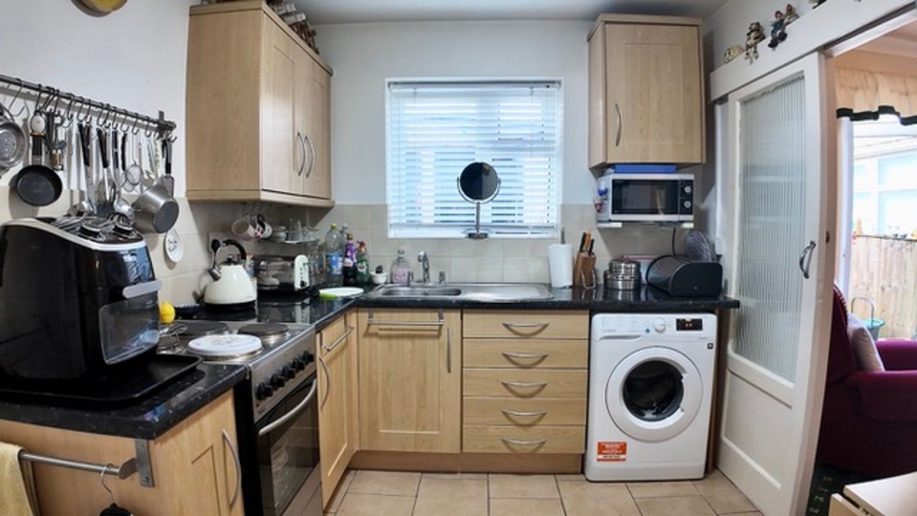 Highmead, Pontllanfraith, NP12