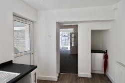 Queens Road, Elliots Town, NP24