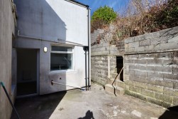 Queens Road, Elliots Town, NP24