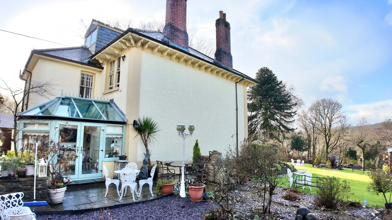 Pengam, Blackwood, NP12