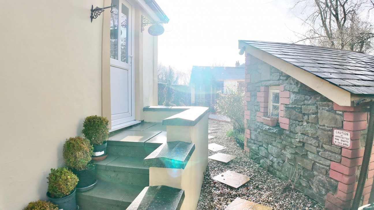 Pengam, Blackwood, NP12