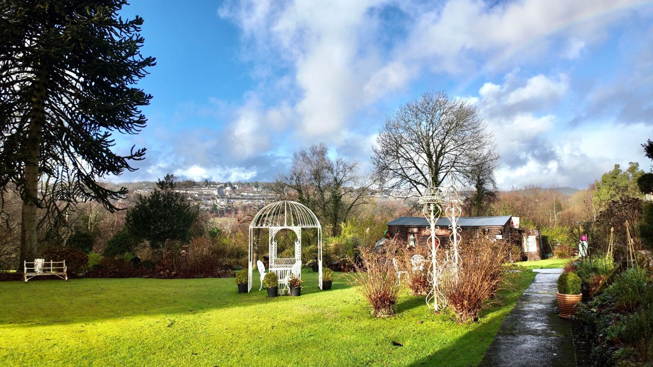 Pengam, Blackwood, NP12