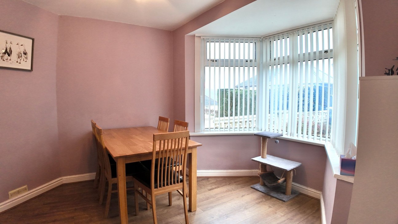 The Avenue, Wyllie, NP12