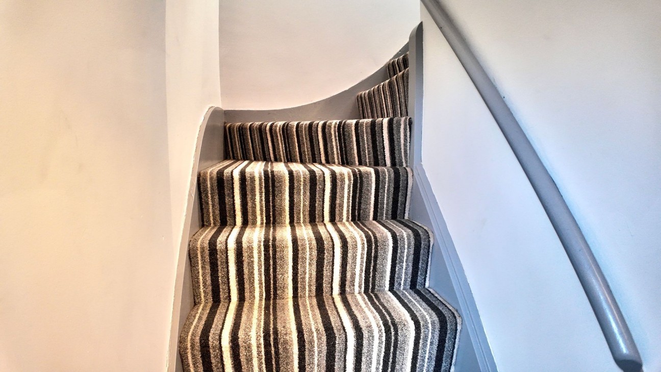 The Avenue, Wyllie, NP12