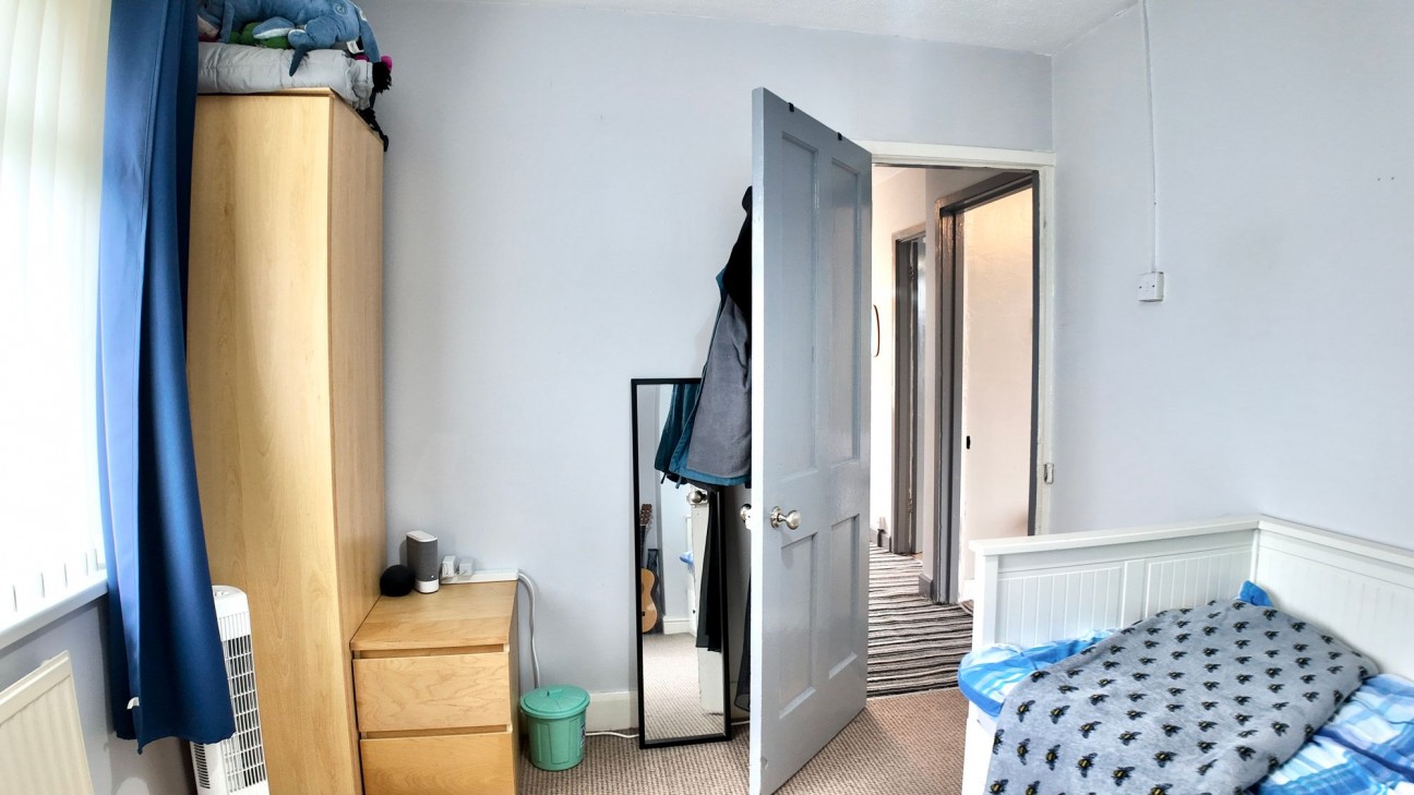 The Avenue, Wyllie, NP12