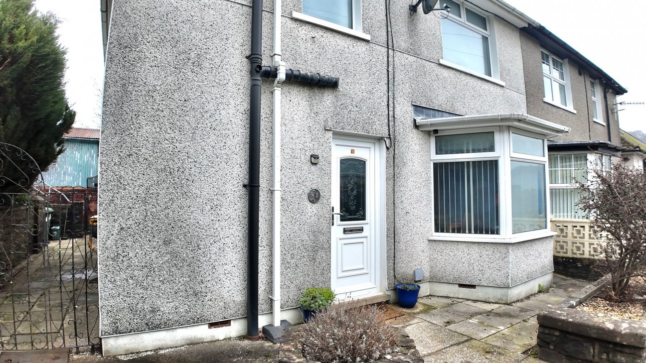 The Avenue, Wyllie, NP12