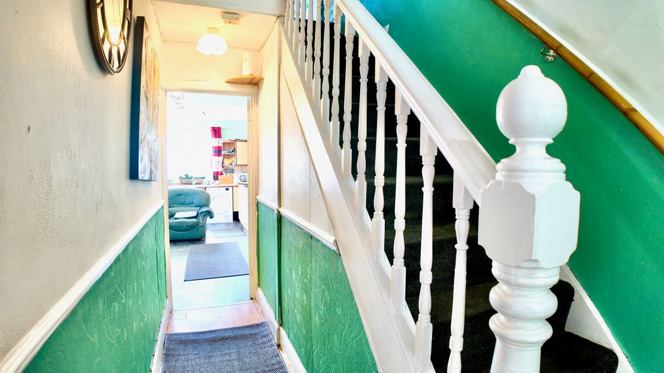 Tynewydd Terrace, Newbridge, NP11