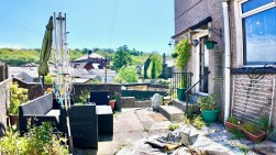Tynewydd Terrace, Newbridge, NP11