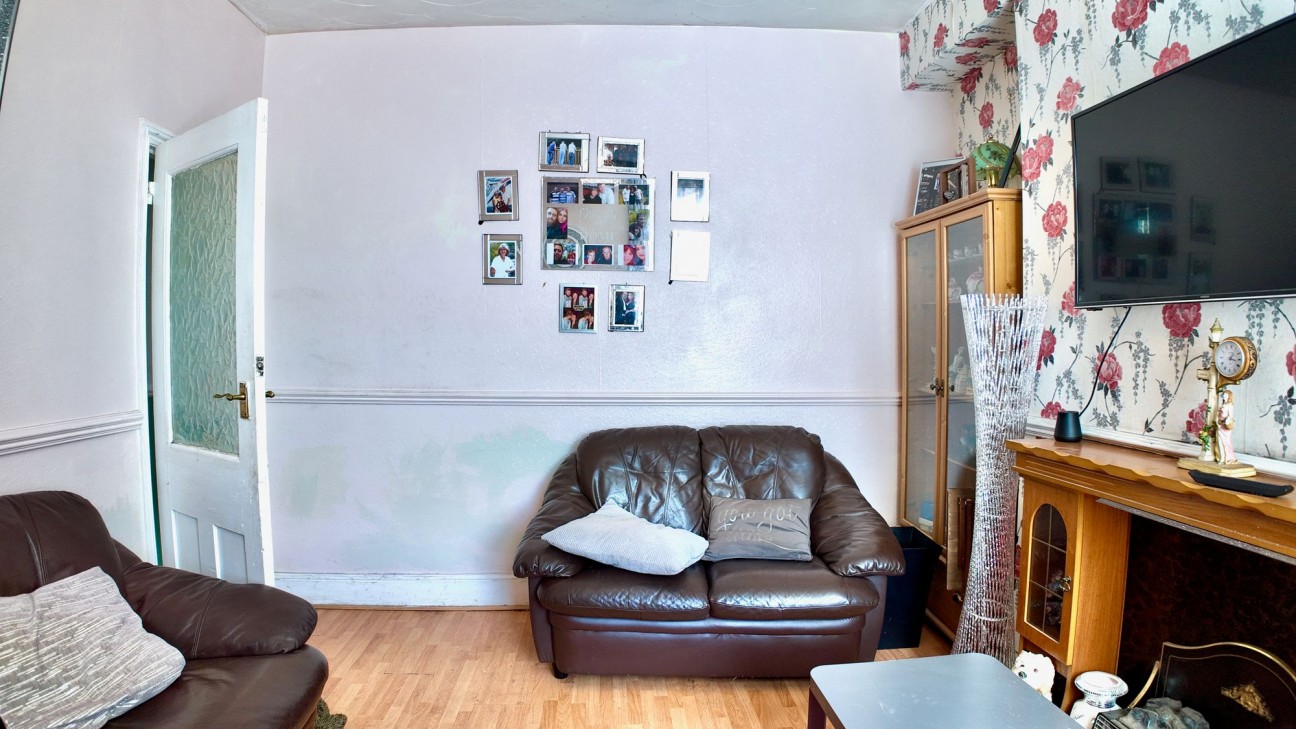 Tynewydd Terrace, Newbridge, NP11