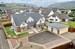 Heol-Y-Bedw-Hirion, Markham, NP12