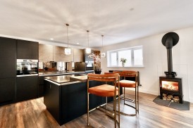 Heol-Y-Bedw-Hirion, Markham, NP12
