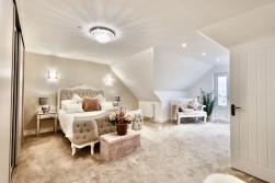Heol-Y-Bedw-Hirion, Markham, NP12