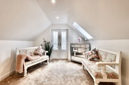 Heol-Y-Bedw-Hirion, Markham, NP12
