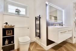 Heol-Y-Bedw-Hirion, Markham, NP12
